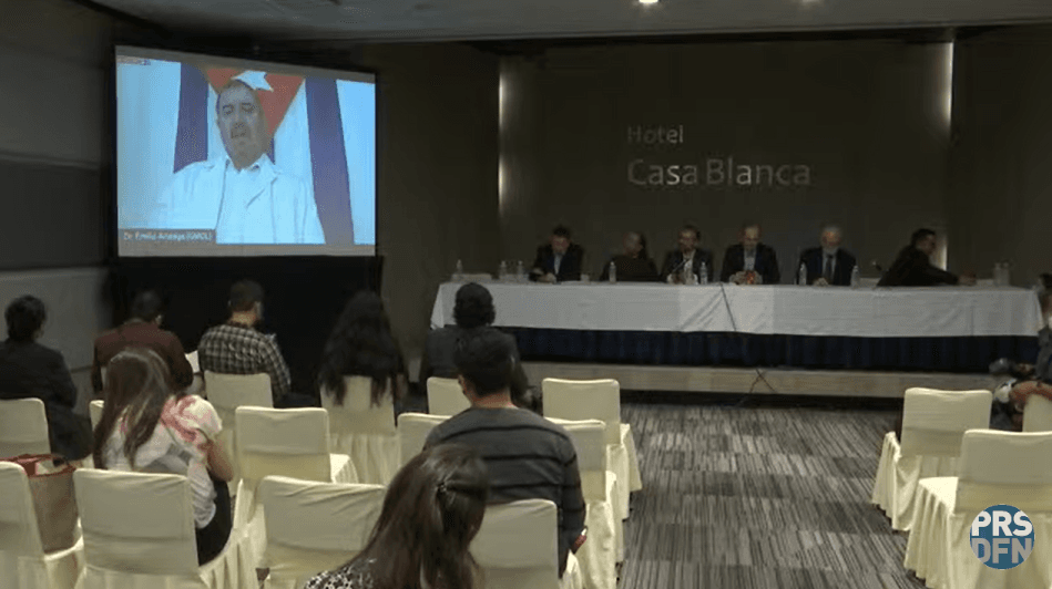 Médicos cubanos denuncian que son llevados a otros países como “esclavos”