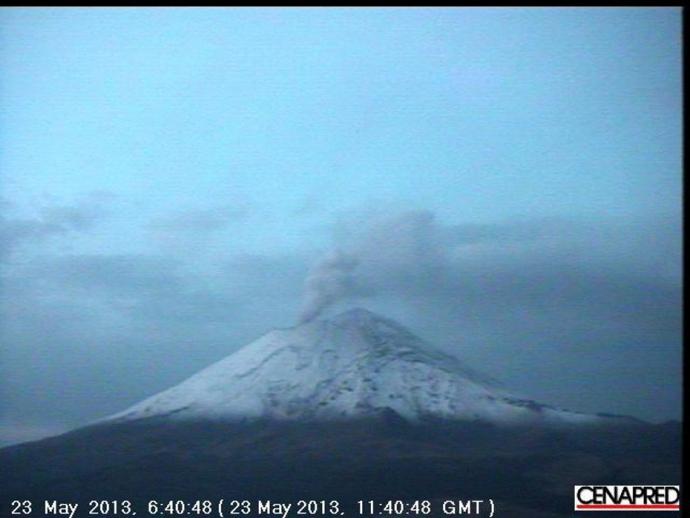 El Popocatépetl registró 32 exhalaciones de baja intensidad