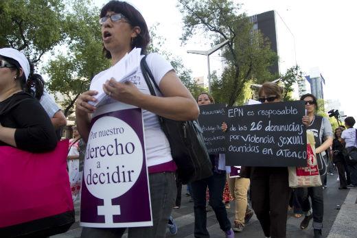 Estados criminalizan a 22 mujeres por abortar