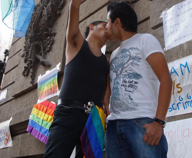 Legalizan bodas gay en Nuevo México
