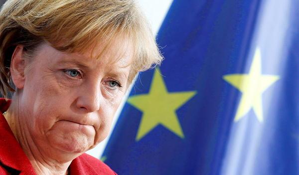 EU tiene más de 300 reportes de espionaje de Merkel: Der Spiegel