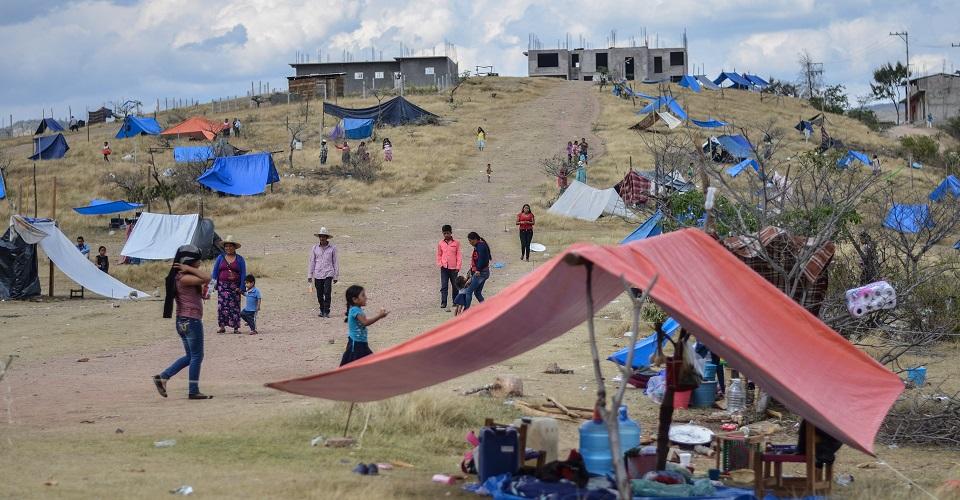 Gobierno de Guerrero omite dar solución a desplazados por violencia; pedirán ayuda federal