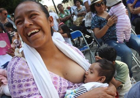 Las barreras para la lactancia en México: Save the Children