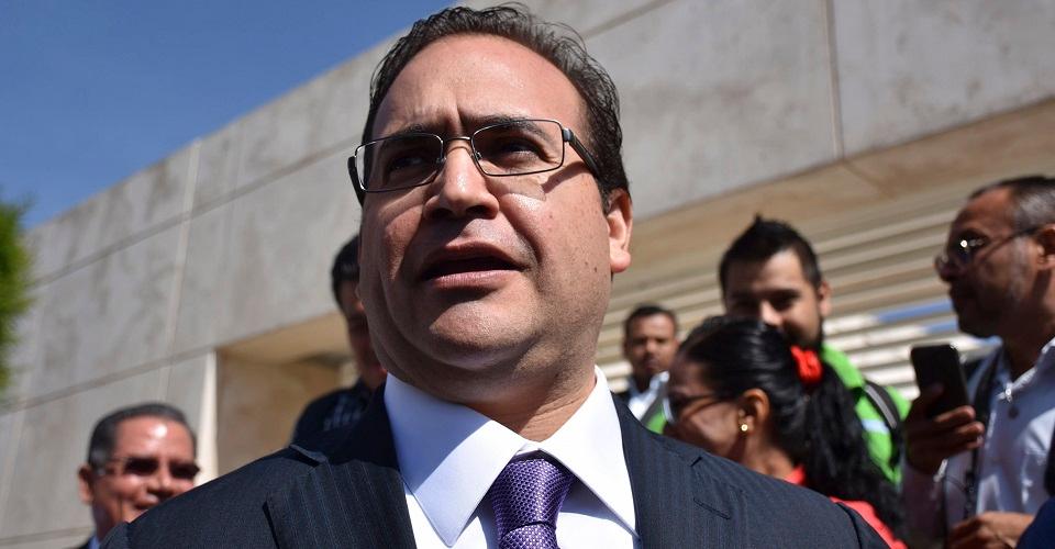 Juez vuelve a vincular a proceso a Javier Duarte por peculado
