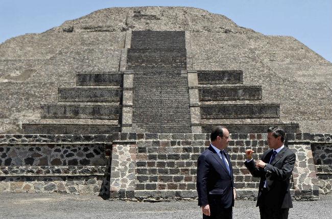 Peña Nieto y Hollande inauguran campus aeronáutico en Querétaro
