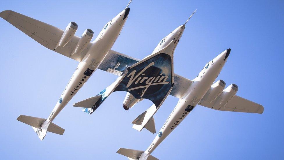Por qué es un hito el vuelo de Virgin Galactic (y cuánto falta para que podamos ir como turistas al espacio)