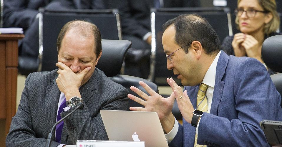 Persiste desfase entre gasto e ingreso de precandidatos, acusa INE; empresarios señalan burla a la ley