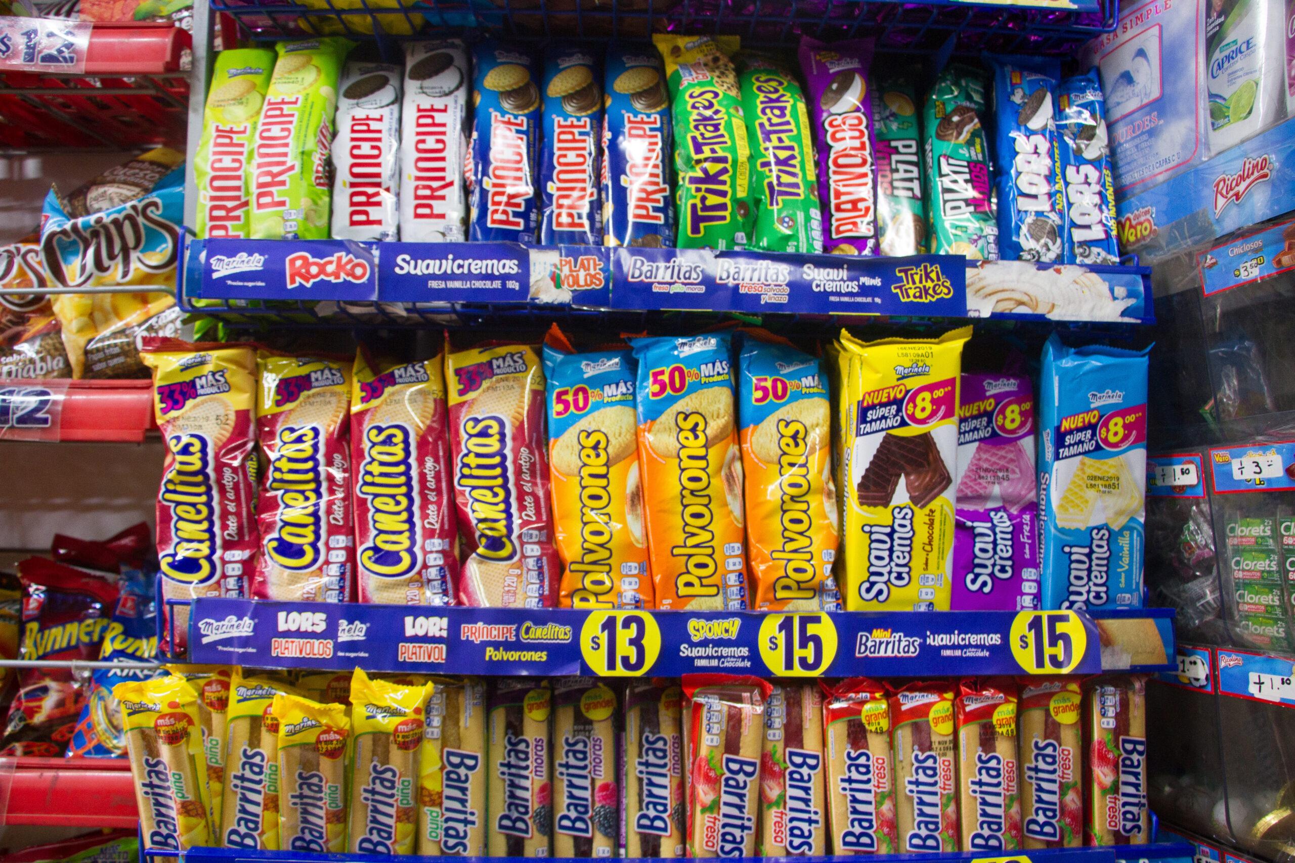 Comerciantes advierten aumentos en pan y frituras tras incremento al IEPS