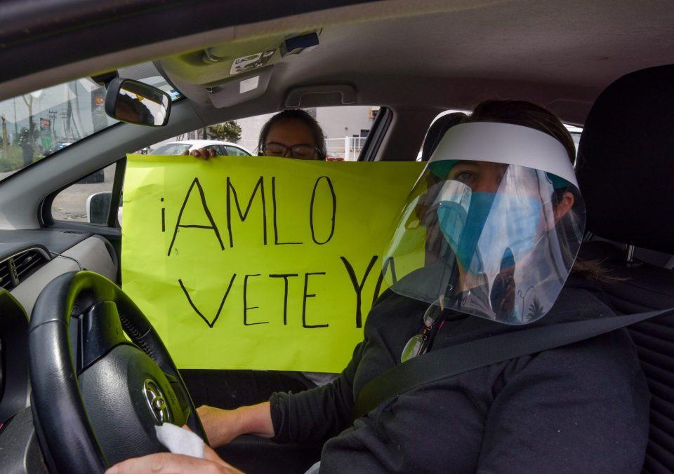 Realizan segunda caravana contra AMLO en varias ciudades; en Atizapán multan a conductores