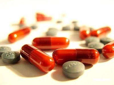 Pfizer inicia prueba de una píldora contra COVID-19