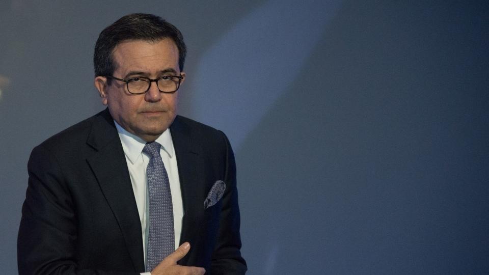 Vinculan a proceso a Ildefonso Guajardo, extitular de Economía, por enriquecimiento ilícito