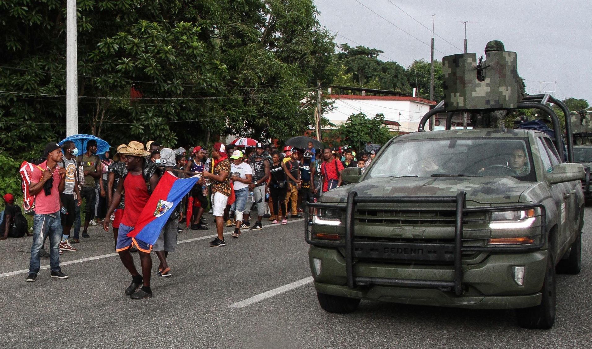 Tras redadas contra migrantes, Gobernación anuncia ‘campamento humanitario’ en Chiapas