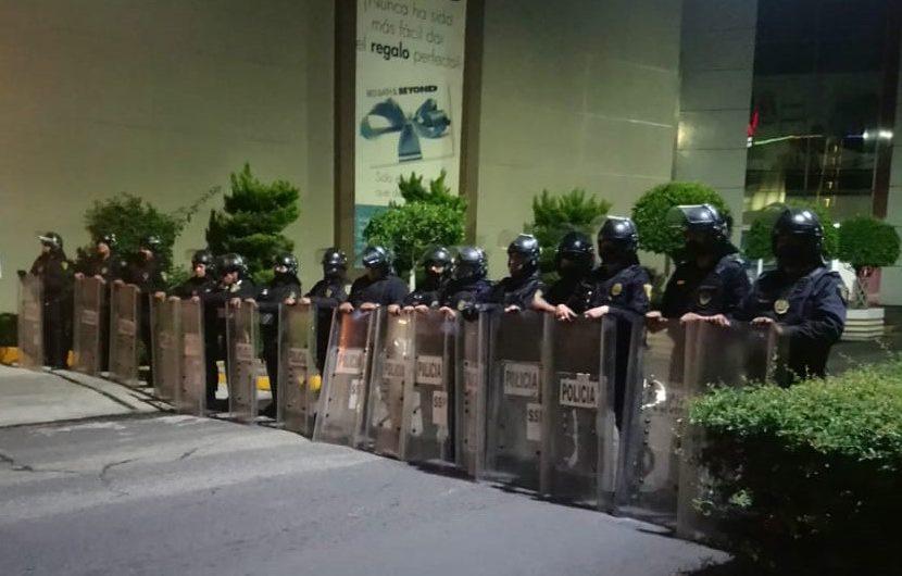 Oficinas aseguradas, un asistente llevándose dinero: lo que sabemos del caso de la cooperativa Cruz Azul