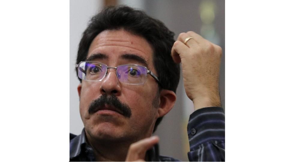 ‘Hay intereses políticos’, dice AMLO tras acusaciones de acoso contra Pedro Salmerón