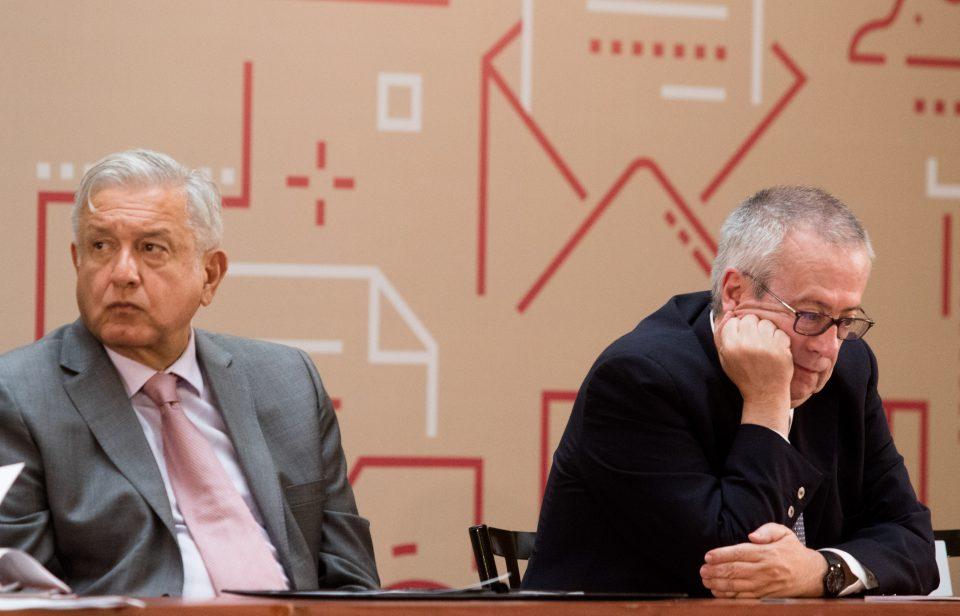 Estos funcionarios tuvieron diferencias con Urzúa (entre ellos AMLO)