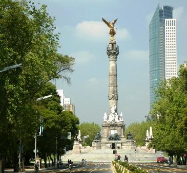 Miles de capitalinos presencia el Gran Desfile de la Ciudad de México