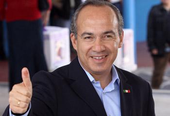 Calderón en ningún momento mencionó a candidatos: Presidencia