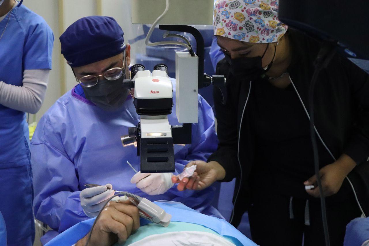 Gasto per cápita en salud para población sin seguridad social caerá 2.1%, mientras que para la población asegurada crecerá