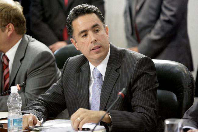 Llama PAN a impedir que Moreira se escude en el fuero de senador