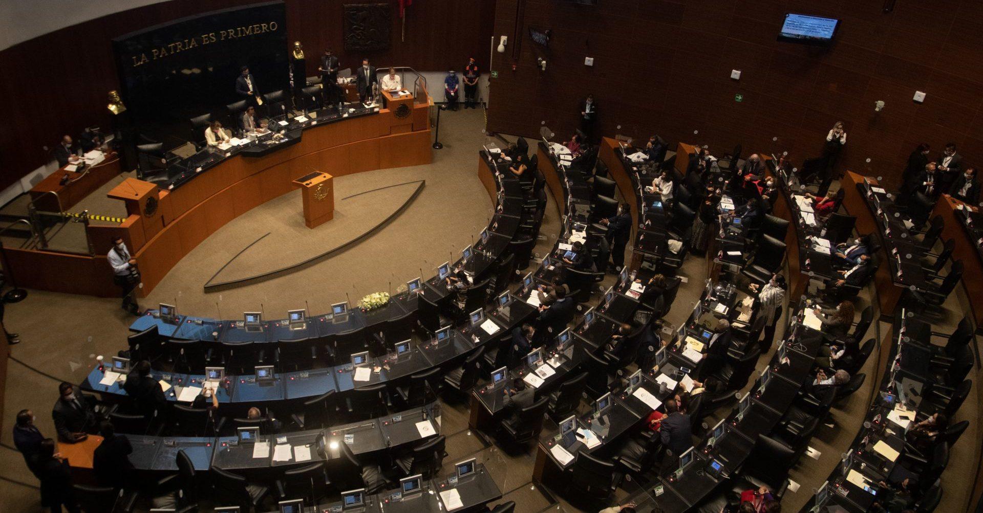 Senado aprueba reforma que permitirá a Hacienda congelar cuentas sin orden judicial