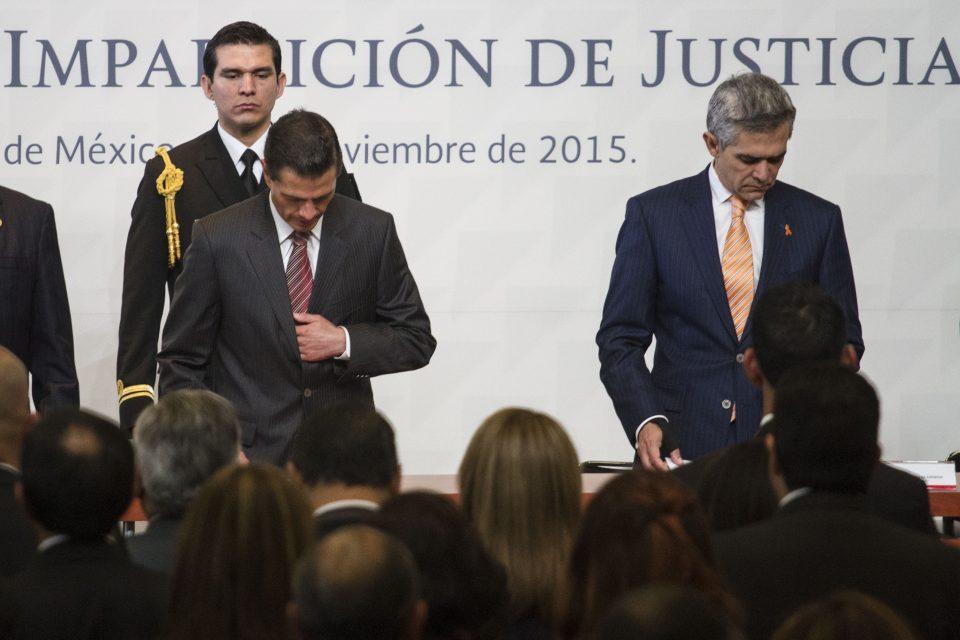 Peña y Mancera, con los niveles de aprobación más bajos de los últimos tres sexenios: Parametría