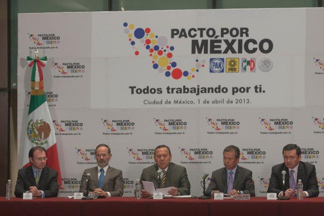 Empresarios proponen a Pacto por México decálogo económico