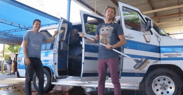 Reportan desaparición de dos surfistas australianos en Sinaloa