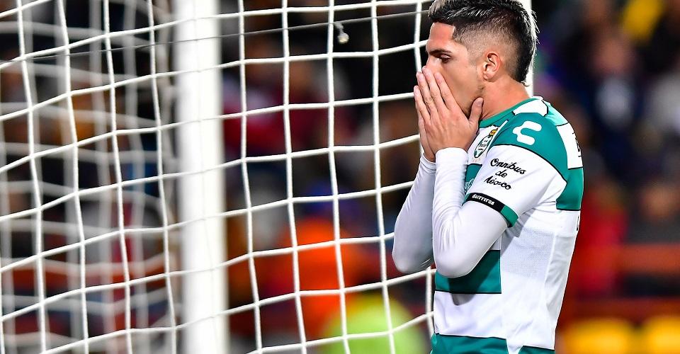 Ocho jugadores del equipo Santos dan positivo en prueba de COVID-19