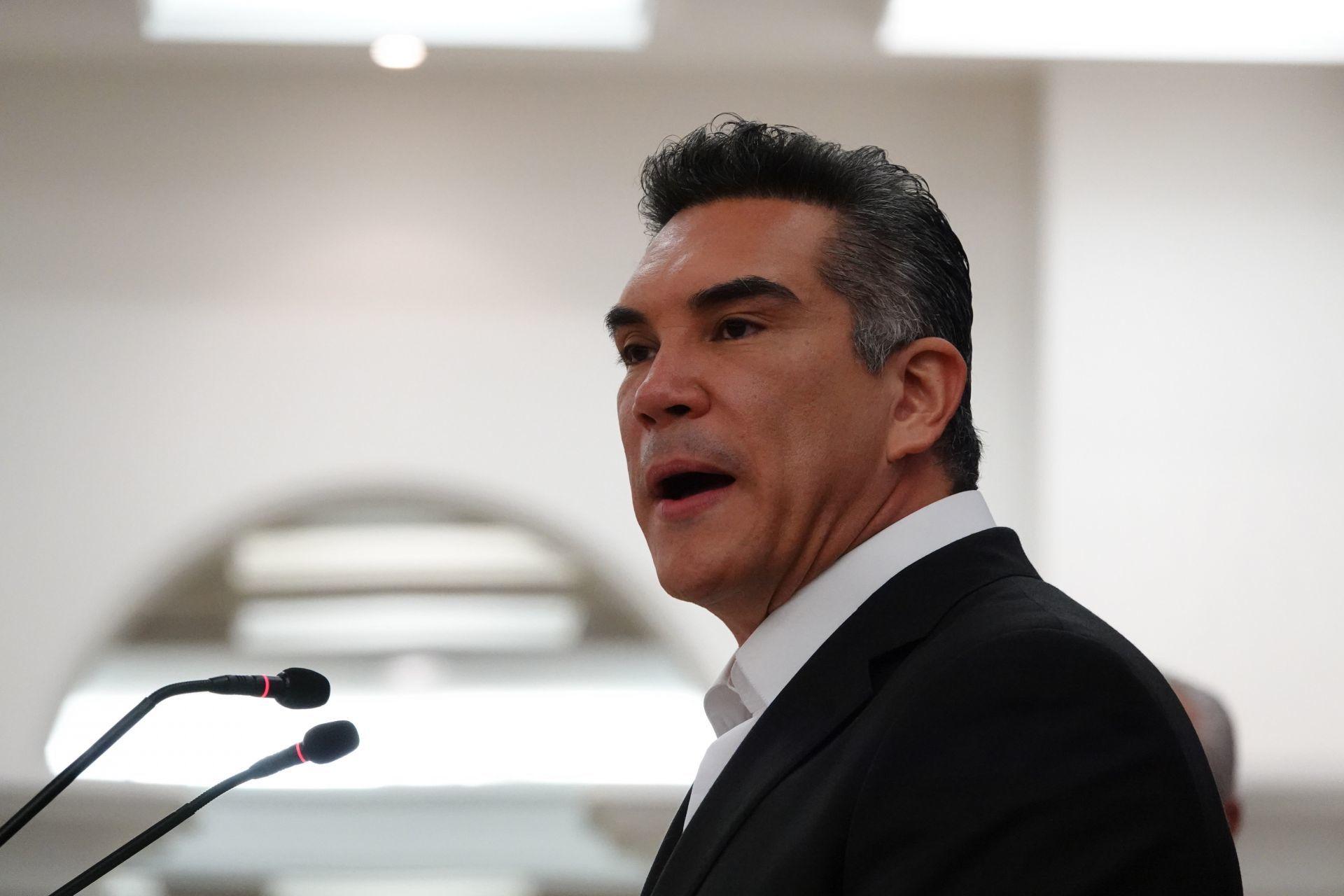 Fiscalía de Campeche inspecciona propiedad de Alejandro Moreno; lo investiga por posible enriquecimiento ilícito