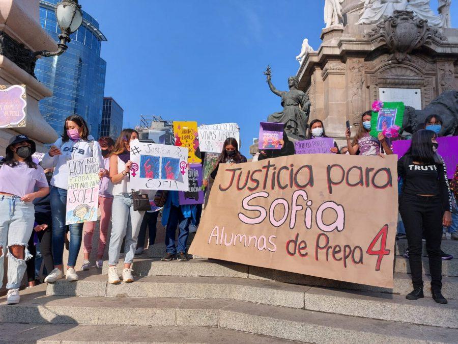 #JusticiaParaSofía: familiares y amigos protestan en la CDMX por el feminicidio de la estudiante de Prepa 4