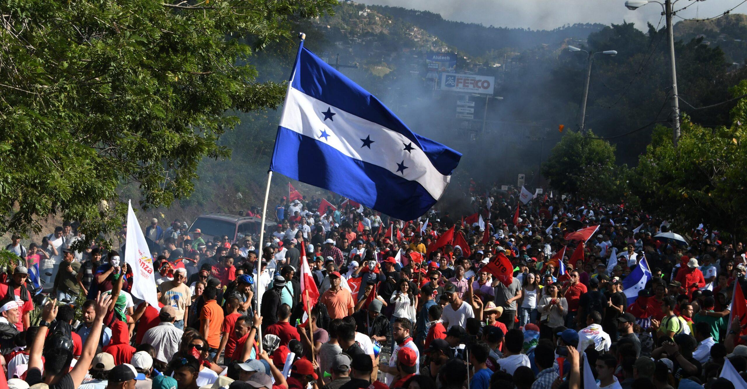 Tribunal Electoral termina conteo de votos en Honduras, pero aún no hay ganador oficial