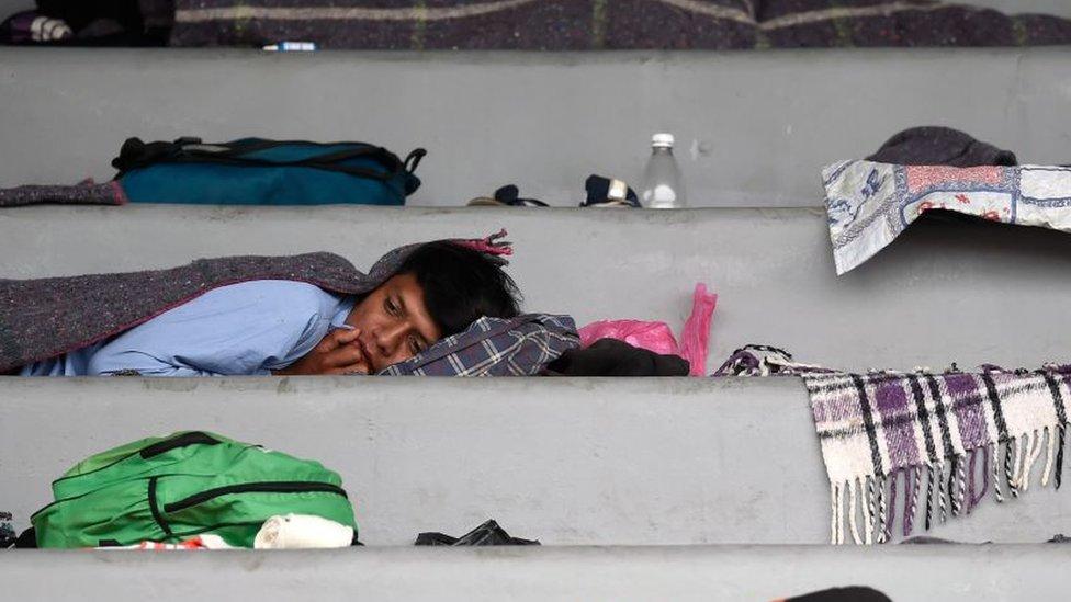 Los primeros migrantes de la caravana llegan a la Ciudad de México, un punto “crucial” en su viaje