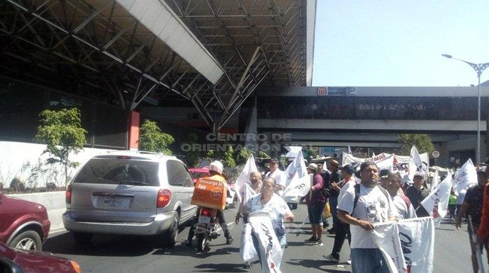 Maestros de la CNTE se movilizan hacia Segob; hay cierres viales en Tlalpan y Zaragoza