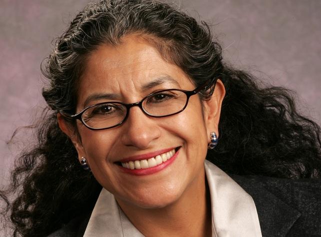 Por 1a vez, Obama nomina a mujer con raíces mexicanas como embajadora de México