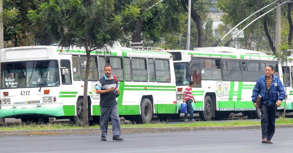 Roban cables del trolebús en Gustavo A. Madero; servicio en dos rutas fue suspendido 9 horas