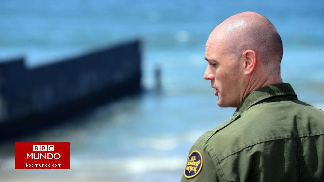 Por qué Peña Nieto quiere que los agentes extranjeros porten armas en México