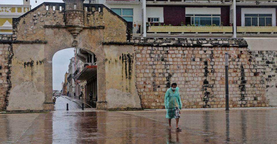 Campeche, primer estado en entrar a semáforo amarillo de COVID-19; hay 6 entidades en rojo