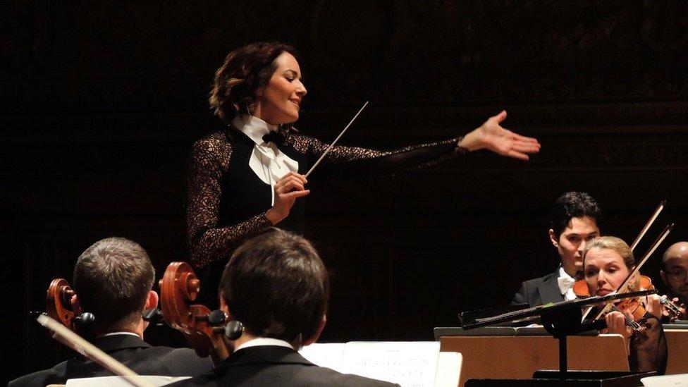 “México es más como un planeta que un país”: Alondra de la Parra, directora de la Orquesta Sinfónica de Queensland