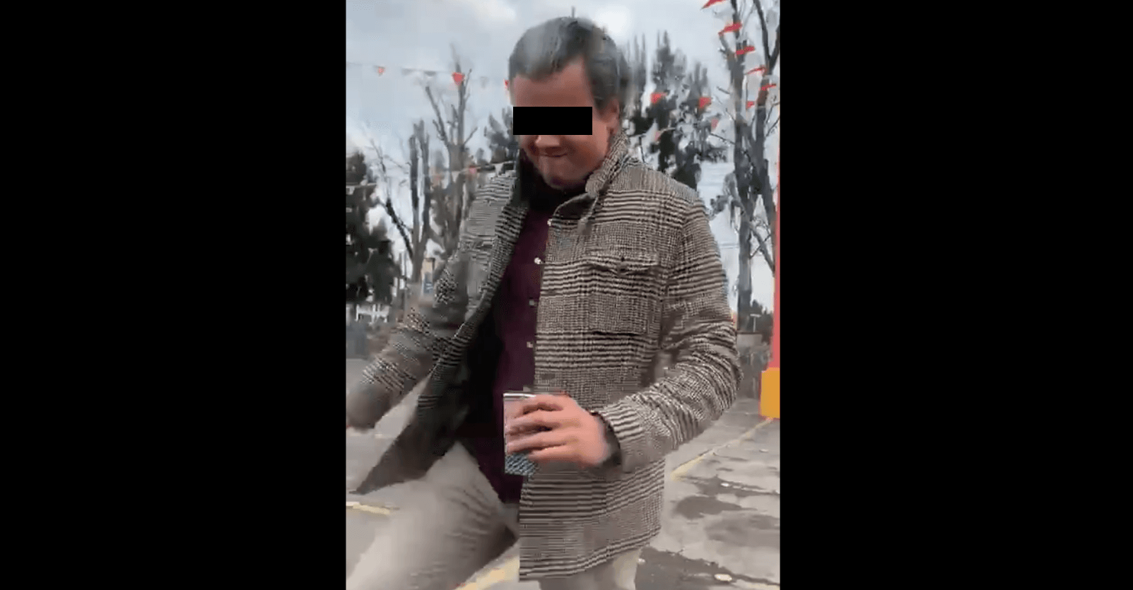 Hombre que lanzó café a una mujer en Jalisco deberá asistir a pláticas sobre violencia de género