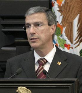 El Senado tiene nuevo presidente: José González Morfín