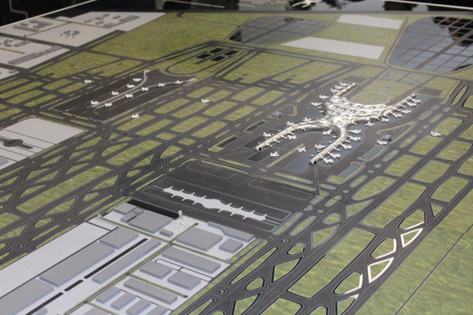 Suspenden cuatro licitaciones del Nuevo Aeropuerto de la CDMX