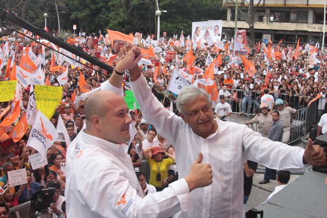 AMLO cierra en Jalisco de la mano de Enrique Alfaro