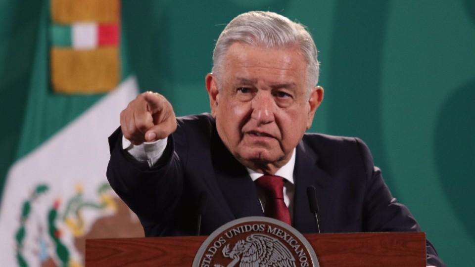 AMLO denuncia intervencionismo de EU y Artículo 19 en protestas en Cuba