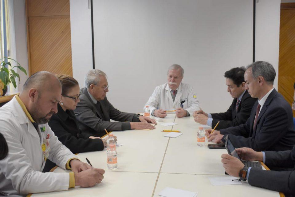 Director de Hospital Infantil revira a AMLO: desabasto fue culpa del distribuidor, sí hay medicina