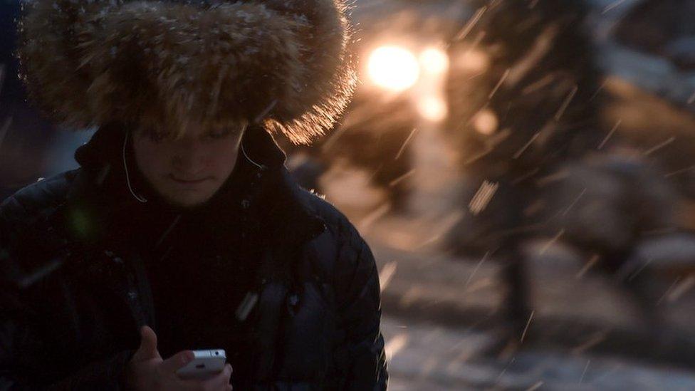 Solo 6 minutos de luz del sol: por qué diciembre fue el mes más oscuro en la historia de Moscú