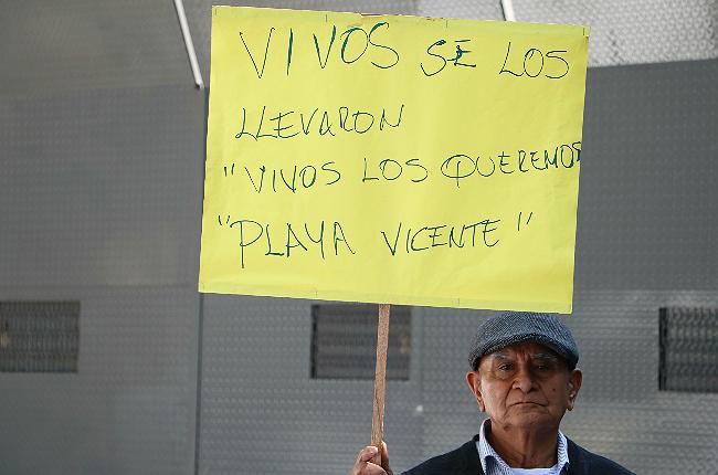 Entre la incertidumbre y el desgaste económico: así viven padres de jóvenes de Tierra Blanca