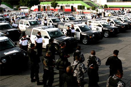 Naucalpan y Neza, <i>blindados</i> con 700 policías estatales