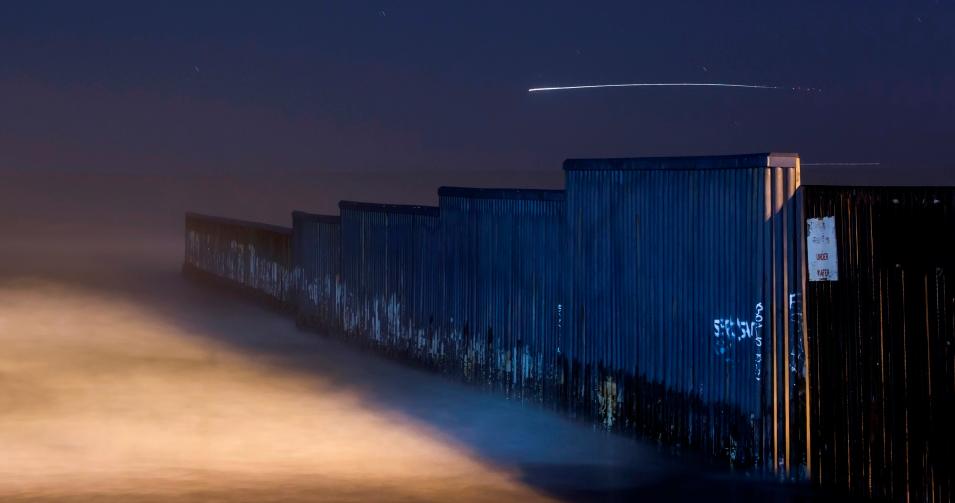 Funcionario de Trump plantea que cárteles paguen el muro; Videgaray dice que es buena señal