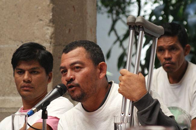 “Nos vamos hasta que Peña nos reciba”: Migrantes mutilados por <i>La Bestia</i>