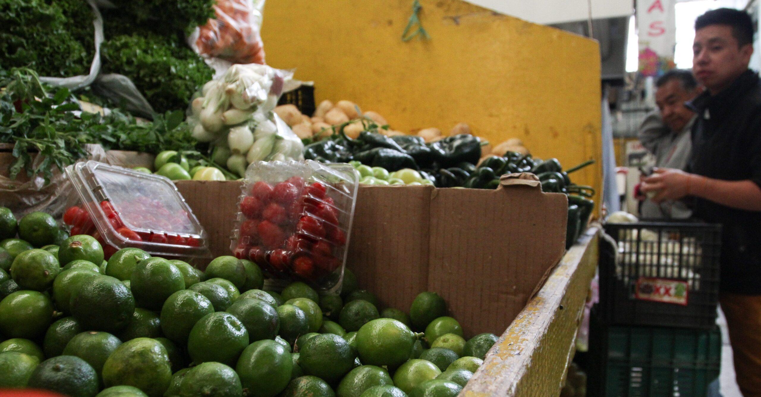 Precios al consumidor tienen el mayor aumento desde 2009; limón y tomate con la mayor alza